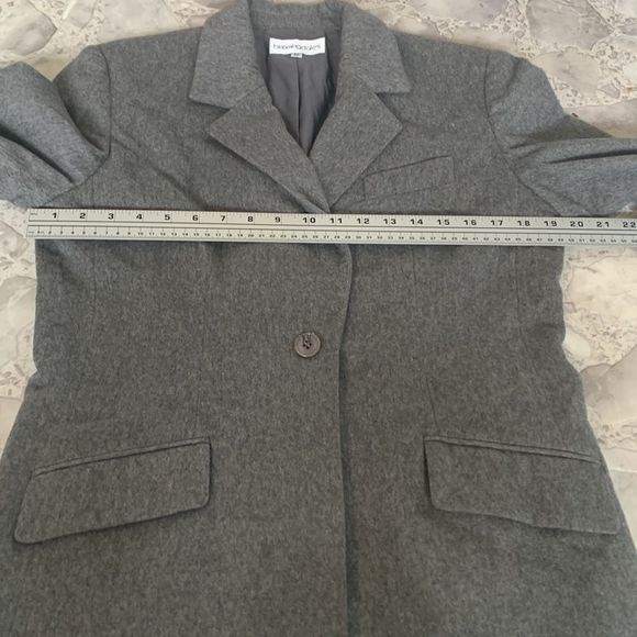 Vintage Bloomingdale’s Cashmere Blazer Single Breasted Luxurious Tailored Fit 12 - Picture 6 of 9